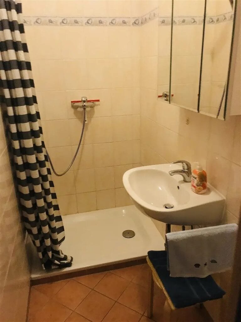 Hof Schlünzen Klüterkammer Bad