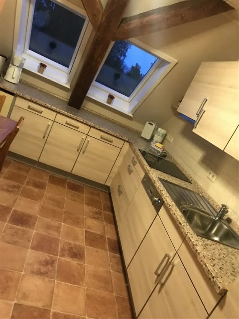 Hof Schlünzen Ferienwohnung Futterdiele Heuboden